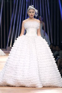 Sebastian Gunawan Collection 2013 Club Dahlia at Grand Ballroom Hotel Mulia. Senayan. Jakarta. [Foto: Mohammad Abduh/Wolipop]