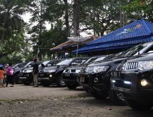 Pecinta Pajero Serbu Anyer & Bandengan Jepara