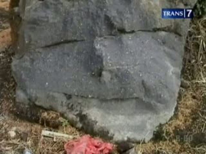 Batu Berwajah Manusia dan Menangis, Fenomena Alam