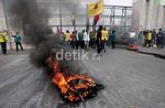 Mahasiswa Demo DPR Tolak RUU Kamnas