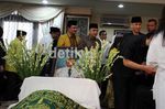 Wapres Melayat Alm. Wiyogo Atmodarminto