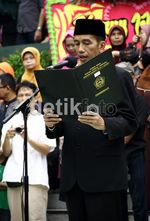 Jokowi Serahkan Jenazah Wiyogo ke TNI