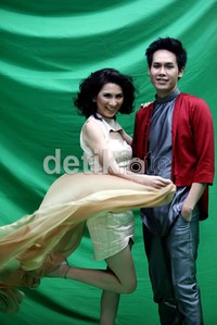 Sahabat dan kedua sejoli ini merasa enjoy menjalani syuting berlatar belakang green screne, karena hasil akhirnya nanti akan ada unsur animasi di video klip tersebut.