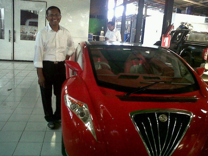 Dahlan Iskan Belum Bisa Boyong Mobil Listrik Ferrari ke Jakarta