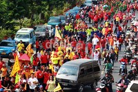Arak-arakan ini dimulai dari Kelenteng Fat Cu Kung yang berada di Jalan Kemenangan III Glodok. Konvoi kemudian dilanjutkan ke Jalan Hayam Wuruk, Gajah Mada, Mangga Besar, Olimo, dan kembali ke Kelenteng Fat Cu Kung.