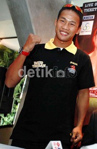 Daud Yordan juga mengaku siap untuk mempertahankan gelar juara dunia kelas bulu versi IBO. Gelar itu diraihnya dibulan Mei lalu, setelah menang KO dari petinju Filipina, Lorenzo Villanueva.