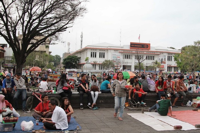 Pak Jokowi, Tengok Dong Kota Tua yang Banyak Sampah