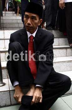 Wawancara Lesehan Ala Jokowi