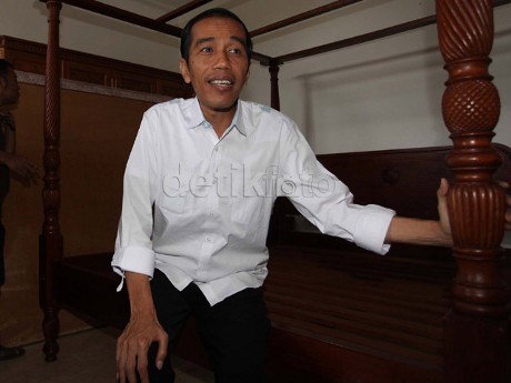 Jokowi: DKI Duitnya Banyak, Ngapain Utang-utang