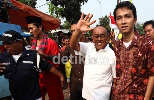 Siapa Cawapres Ical dalam Pemilu 2014?