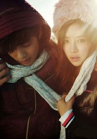 5 Pasang Idola KPop yang Berkencan di Dunia Nyata