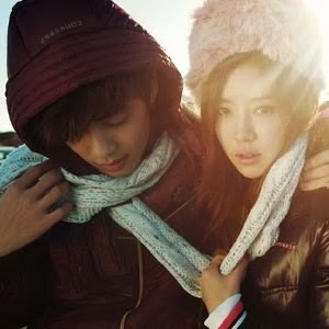 5 Pasang Idola KPop yang Berkencan di Dunia Nyata