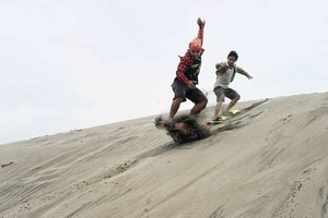 Stres dengan Pekerjaan, Teriaklah di 5 Tempat Ini