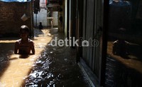 Ini menjadi banjir pertama di masa kepemimpinan Jokowi-Ahok.