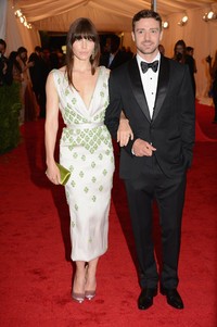 Saat hadir di acara Schiaparelli And Prada: Impossible Conversations Costume Institute Gala di New York pada 7 Mei 2010, keduanya tampak serasi. Dimitrios Kambouris/Getty Images.