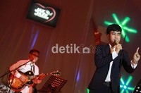 Nuansa Bening jadi lagu pertamanya di festival itu.