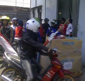 Demo Tuntut Upah Layak, Buruh Sweeping Perusahaan di Kawasan Brebek