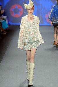 Anna Sui, Spring/Summer 2013. New York Fashion Week SS 2013. [Photo by Frazer Harrison/Getty Images for Mercedes-Benz Fashion Week]