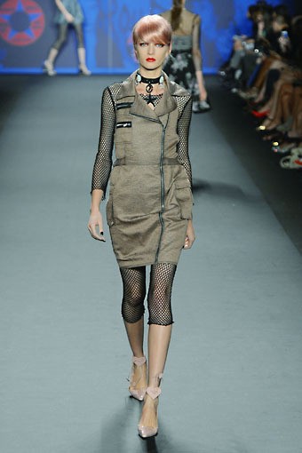 Anna Sui, Spring/Summer 2013. New York Fashion Week SS 2013. [Photo by Frazer Harrison/Getty Images for Mercedes-Benz Fashion Week]