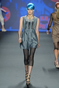 Anna Sui, Spring/Summer 2013. New York Fashion Week SS 2013. [Photo by Frazer Harrison/Getty Images for Mercedes-Benz Fashion Week]