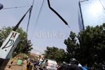 Kabel Lepas Ancam Pengguna Jalan Casablanca