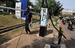 Kabel Lepas Ancam Pengguna Jalan Casablanca