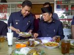 Sehari Tanpa Nasi Dijajal Eks Jaksa Agung Andi Ghalib