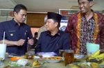 Sehari Tanpa Nasi Dijajal Eks Jaksa Agung Andi Ghalib