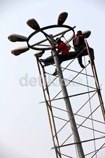 Perbaikan Lampu Penerangan Jalan Umum