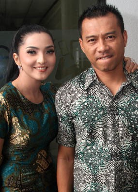 Bangun Rumah Klasik, Anang & Ashanty Habiskan Rp 1 M?