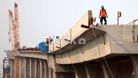 Hal itu terlihat dari peningkatan alokasi APBN untuk infrastruktur yang terus meningkat dan pencapaian setiap tahun yang juga melebihi target tahun berjalan.