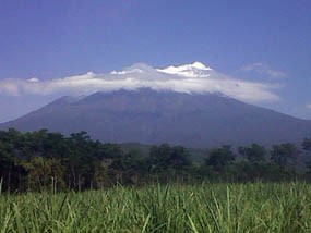 Status Gunung Raung Siaga, Jarak Aman 3 Kilometer dari Puncak