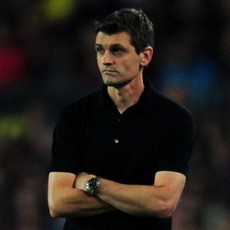 Cruyff: Terlalu Dini untuk Menilai Vilanova