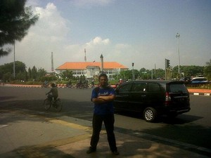 WISATA BELANJA SEMARANG-SOLO-JOGJAKARTA DALAM 1 HARI
