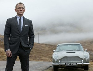 James Bond Siap Reuni dengan Aston Martin DB5