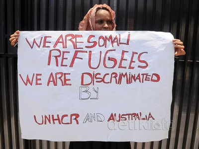 Pengungsi Somalia Demo Kantor UNHCR Makassar