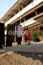 SDN Kembangan Utara 01 dan 02 Disegel
