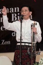 Aksi Idris Sardi Sang Maestro Biola