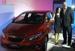 GM Luncurkan Mobil untuk Negara Bola