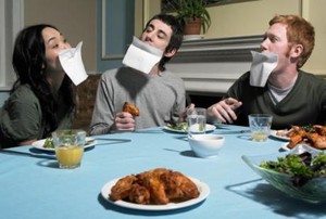 Beda Tipis Antara Nyentrik dan Gangguan Jiwa