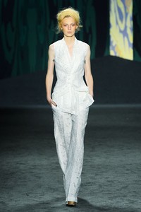 Vera Wang, Spring/Summer 2012. (Photo by Frazer Harrison/Getty Images for Mercedes-Benz Fashion Week)