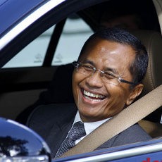 MPR: Pemerintah Stop Kongkalikong, DPR Jangan Kebakaran Jenggot