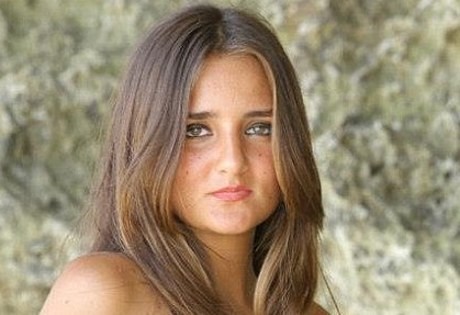 Gadis Brasil Jual Keperawanan Seharga Rp 7,4 Miliar