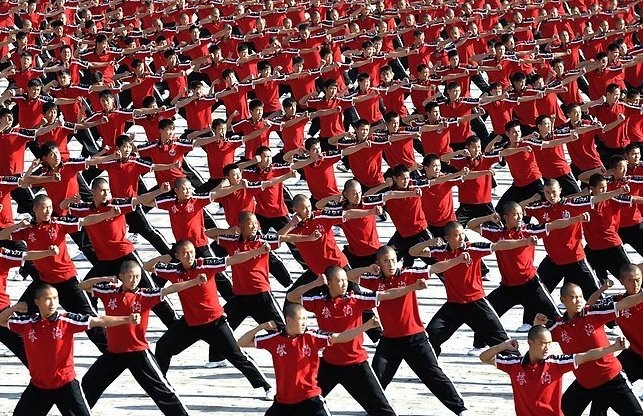 Waattaaa! Wisatawan Dikepung 1.500 Jago Kung Fu Shaolin