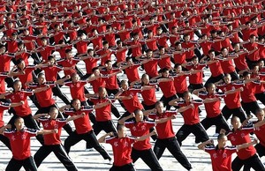 Waattaaa! Wisatawan Dikepung 1.500 Jago Kung Fu Shaolin