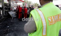 Kebakaran itu juga mengahnguskan sebuah mesin pompa dan sebuah Daihatsu Xenia.