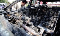 Seluruh bagian interior mobil tersebut hangus.