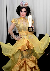 Syahrini dinobatkan sebagai Celebrity Of The Year 2012. (dok detikHot).