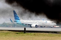 Seperti dikutip dari laporan kinerja keuangan Garuda, Kamis (25/10/2102), pendapatan perusahaan pelat merah itu tercatat US$ 2,386 miliar, naik dari sebelumnya US$ 2,085 miliar di sembilan bulan pertama tahun lalu.