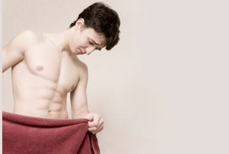 Astaga! Implan Buat Dagu Dipasang di Testis Agar Besar & Simetris